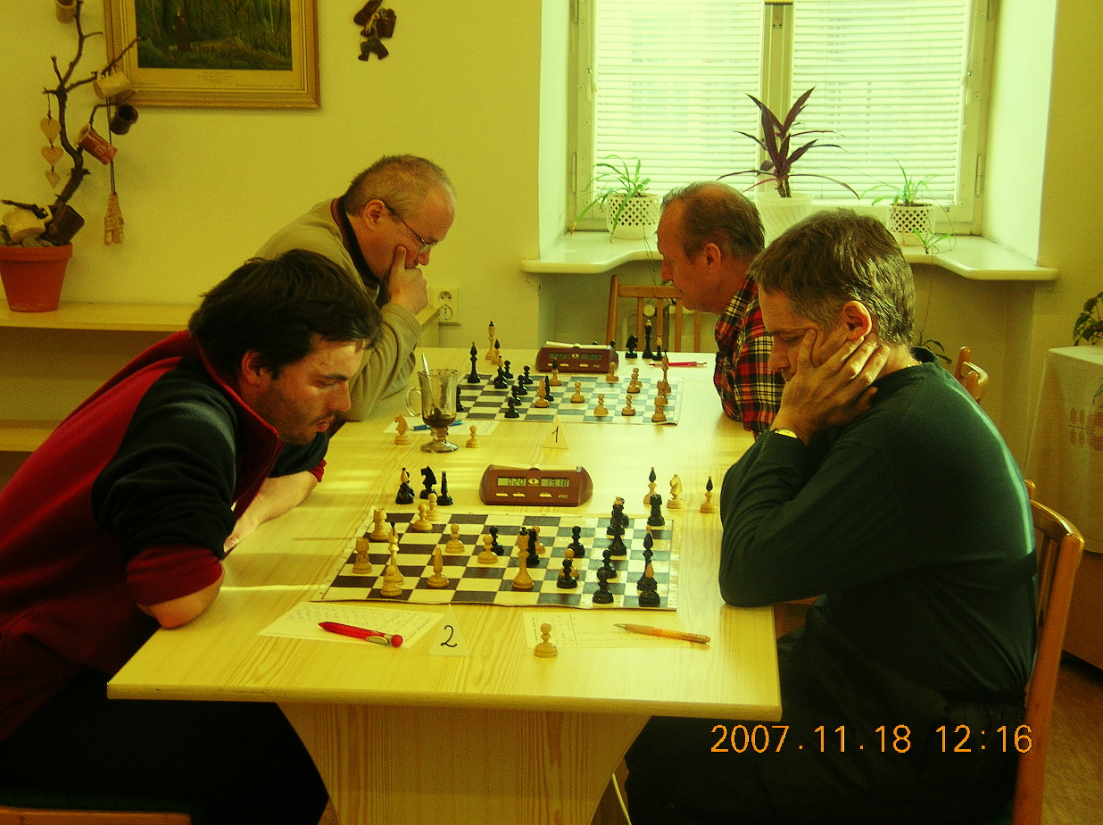 1.a 2. šachovnice.jpg